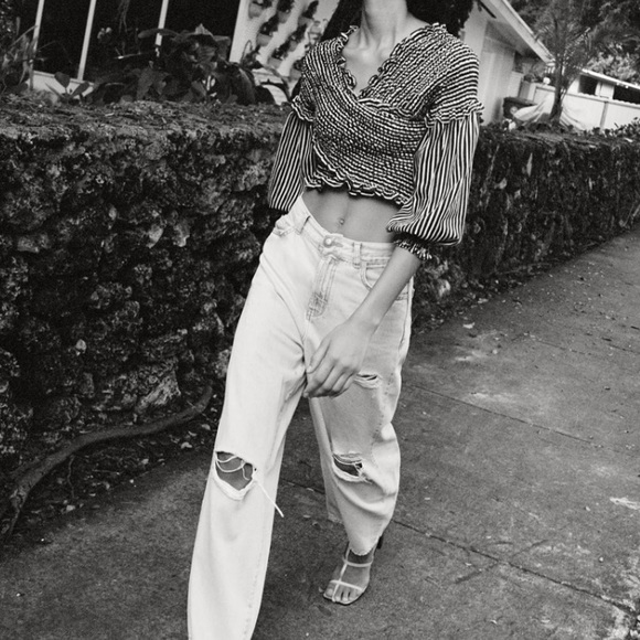 Zara bloggers fave smocked crop top - Picture 7 of 16